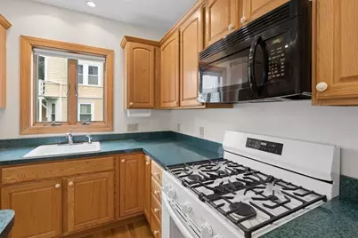 24 Richardson Ave #1, Wakefield, MA 01880 - Photo 12