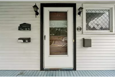 24 Richardson Ave #1, Wakefield, MA 01880 - Photo 4