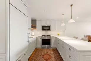 9 Hawthorne Pl, Boston, MA 02114 - Photo 4
