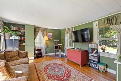 291 N Main St, North Brookfield, MA 01535 - Photo 6