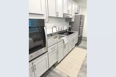 585 Essex St #427, Lynn, MA 01901 - Photo 2