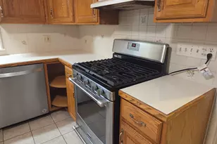 1002 Belmont St, Watertown, MA 02472 - Photo 2