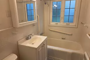 1002 Belmont St, Watertown, MA 02472 - Photo 18