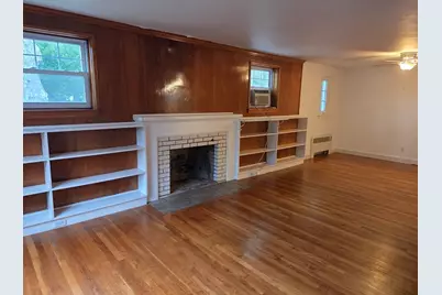 1004 Belmont St #1, Watertown, MA 02472 - Photo 4