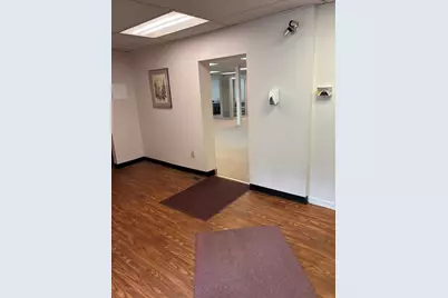 46 West Broadway #1st fl, Derry, NH 03038 - Photo 6