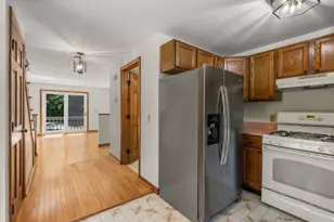 32 Acushnet Rd, Mattapoisett, MA 02739 - Photo 16