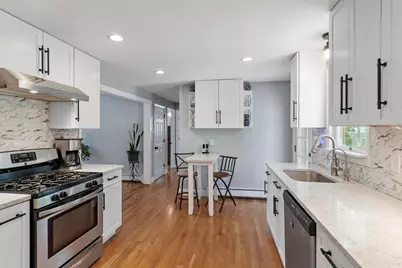 126 Oak Ridge Dr, Ayer, MA 01432 - Photo 10