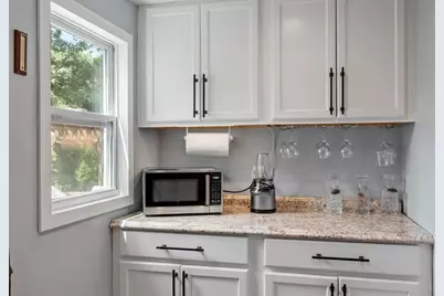 126 Oak Ridge Dr, Ayer, MA 01432 - Photo 12