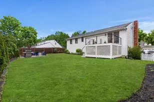 11 Taft St, Marblehead, MA 01945 - Photo 36