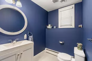 11 Taft St, Marblehead, MA 01945 - Photo 32