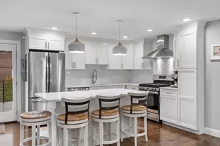 11 Taft St, Marblehead, MA 01945 - Photo 8