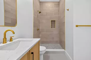 15 Clyde St, Somerville, MA 02145 - Photo 16