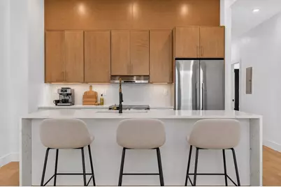 15 Clyde St #F, Somerville, MA 02145 - Photo 4