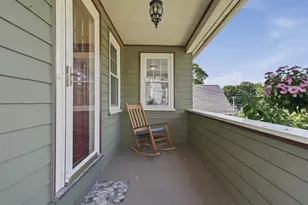 109-1/2 Franklin St, Stoneham, MA 02180 - Photo 2