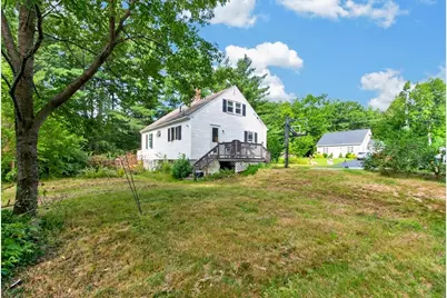 542 Wanoosnoc Rd, Fitchburg, MA 01420 - Photo 2