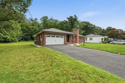 87 Laurel Rd, West Springfield, MA 01089 - Photo 2
