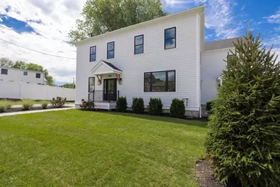 128 Carey Ave #128, Watertown, MA 02472 - Photo 2