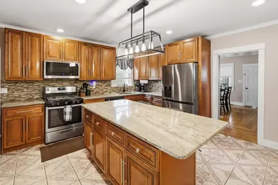 179 Pilgrim Ave, Worcester, MA 01604 - Photo 6