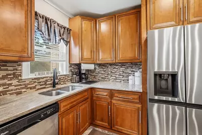 179 Pilgrim Ave, Worcester, MA 01604 - Photo 10