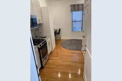 9 Sixth St #5, Chelsea, MA 02150 - Photo 2