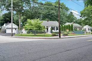 73 Green St, Abington, MA 02351 - Photo 4
