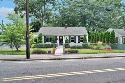 73 Green St, Abington, MA 02351 - Photo 2