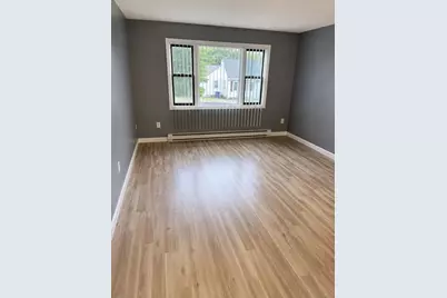 96 Brook St #96, Holyoke, MA 01040 - Photo 2