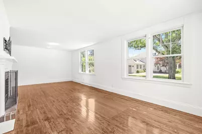 79 Bacon St #79, Winchester, MA 01890 - Photo 4