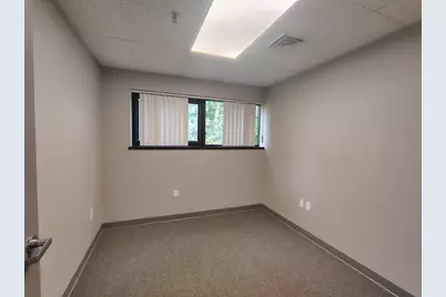 511 W Grove St #302, Middleborough, MA 02346 - Photo 6