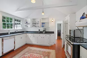 124 Main St, Tisbury, MA 02568 - Photo 24