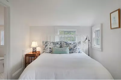 124 Main St., Tisbury, MA 02568 - Photo 38