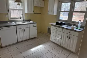 63 Suomi Rd, Pembroke, MA 02359 - Photo 16