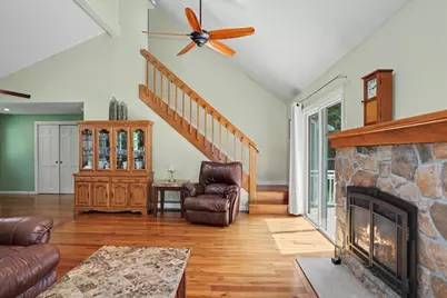 7 Daniels Road, Mendon, MA 01756 - Photo 12