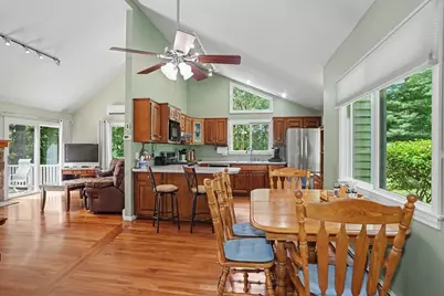 7 Daniels Road, Mendon, MA 01756 - Photo 18