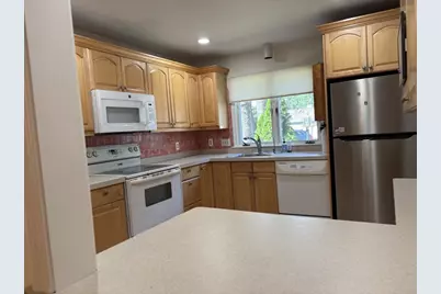 7 Astra #7, Wayland, MA 01778 - Photo 4