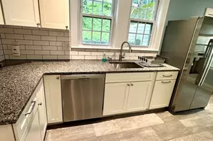 40 Lake Shore Rd, Boston, MA 02135 - Photo 6