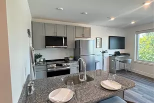 585 Essex St, Lynn, MA 01901 - Photo 2