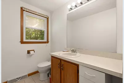 58 Roosevelt Rd, Wilmington, MA 01887 - Photo 20