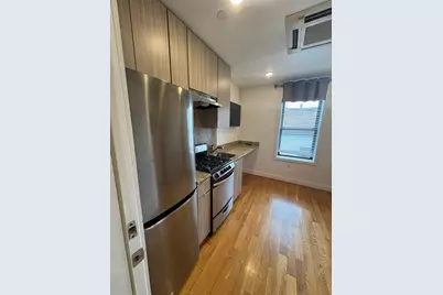 21 Fifth Street #20, Chelsea, MA 02150 - Photo 2