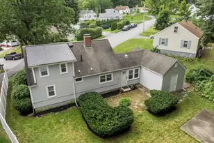 14 Meadow Ln, Worcester, MA 01602 - Photo 4