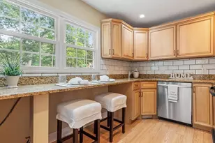 14 Meadow Ln, Worcester, MA 01602 - Photo 10