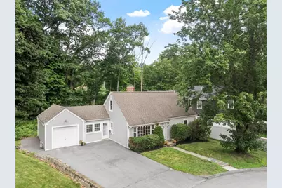 14 Meadow Ln, Worcester, MA 01602 - Photo 2