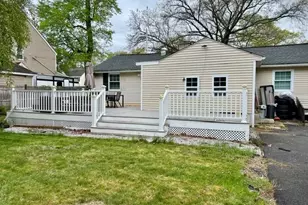 289 Burnham Rd, Lowell, MA 01852 - Photo 14