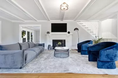 1174 Franklin St, Stoneham, MA 02180 - Photo 4