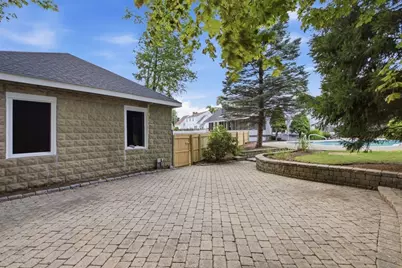 1174 Franklin St, Stoneham, MA 02180 - Photo 36