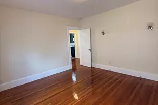 68 Poplar St, Watertown, MA 02472 - Photo 10