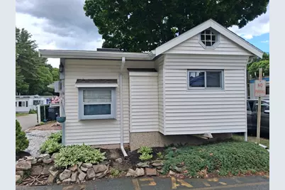 41 Pine Street #16, Peabody, MA 01960 - Photo 4