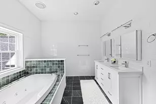 105 East St, Hingham, MA 02043 - Photo 18