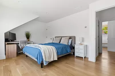 8 Milk Street #B, Newburyport, MA 01950 - Photo 32