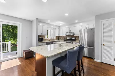 632 Washington St #A6, Braintree, MA 02184 - Photo 2